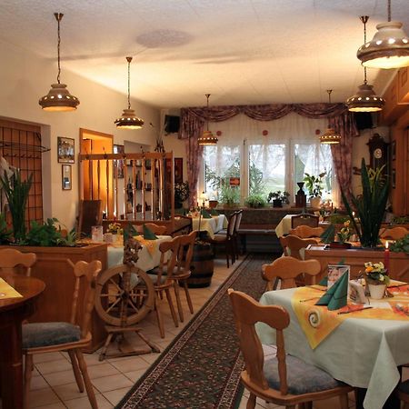 Familienhotel Zur Linde Panschwitz-Kuckau Dış mekan fotoğraf
