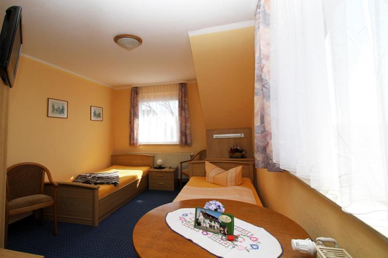 Familienhotel Zur Linde Panschwitz-Kuckau Dış mekan fotoğraf
