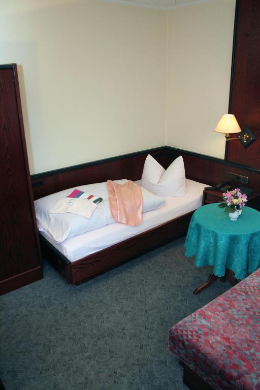 Familienhotel Zur Linde Panschwitz-Kuckau Oda fotoğraf