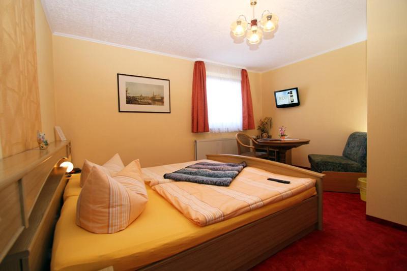 Familienhotel Zur Linde Panschwitz-Kuckau Oda fotoğraf