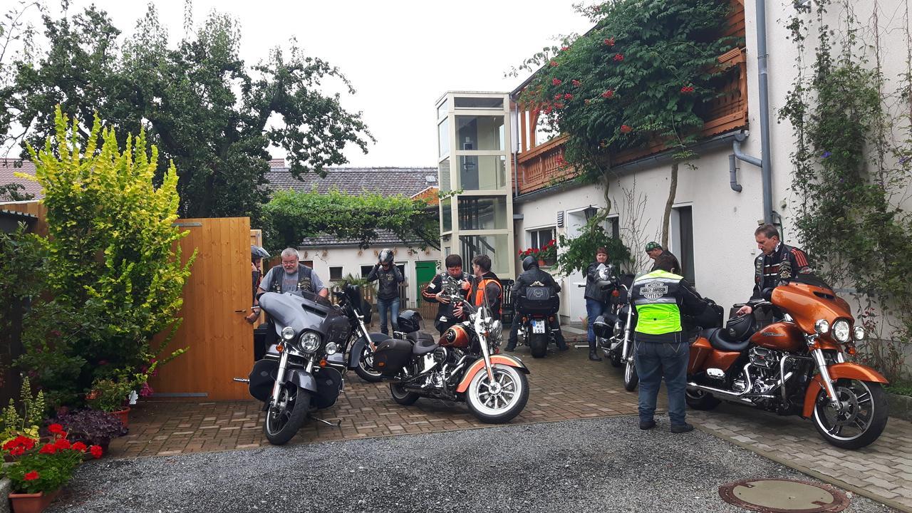 Familienhotel Zur Linde Panschwitz-Kuckau Dış mekan fotoğraf